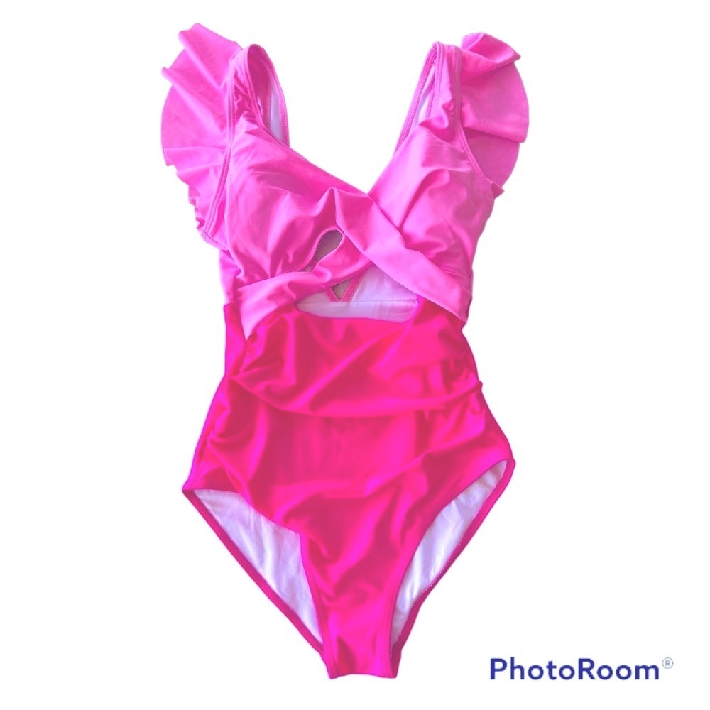B2PRITY Two-tone Pink One Piece Ruffle Swim Suit Size Small New with Tags